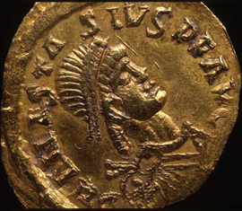 Figura 13 - Teodorico. Tremisse in oro emesso a nome di Anastasio con il busto dell’Imperatore bizantino al dritto (493-518). CNI XV,  p. 9 n. 7 (var.)